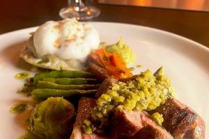 No. X Restaurant & Lounge