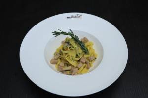 Gusto Restaurant