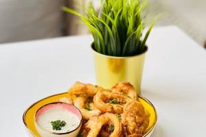 Crave Restaurant